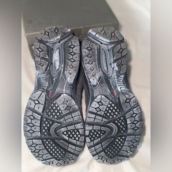 New Balance M2002RDB “Protection Pack” Dark Grey Original - Picture 5 of 6